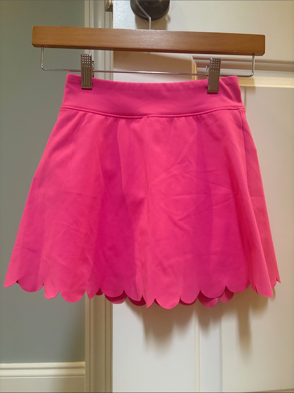 Pleated Scallop-Hem Skort - Hot Pink